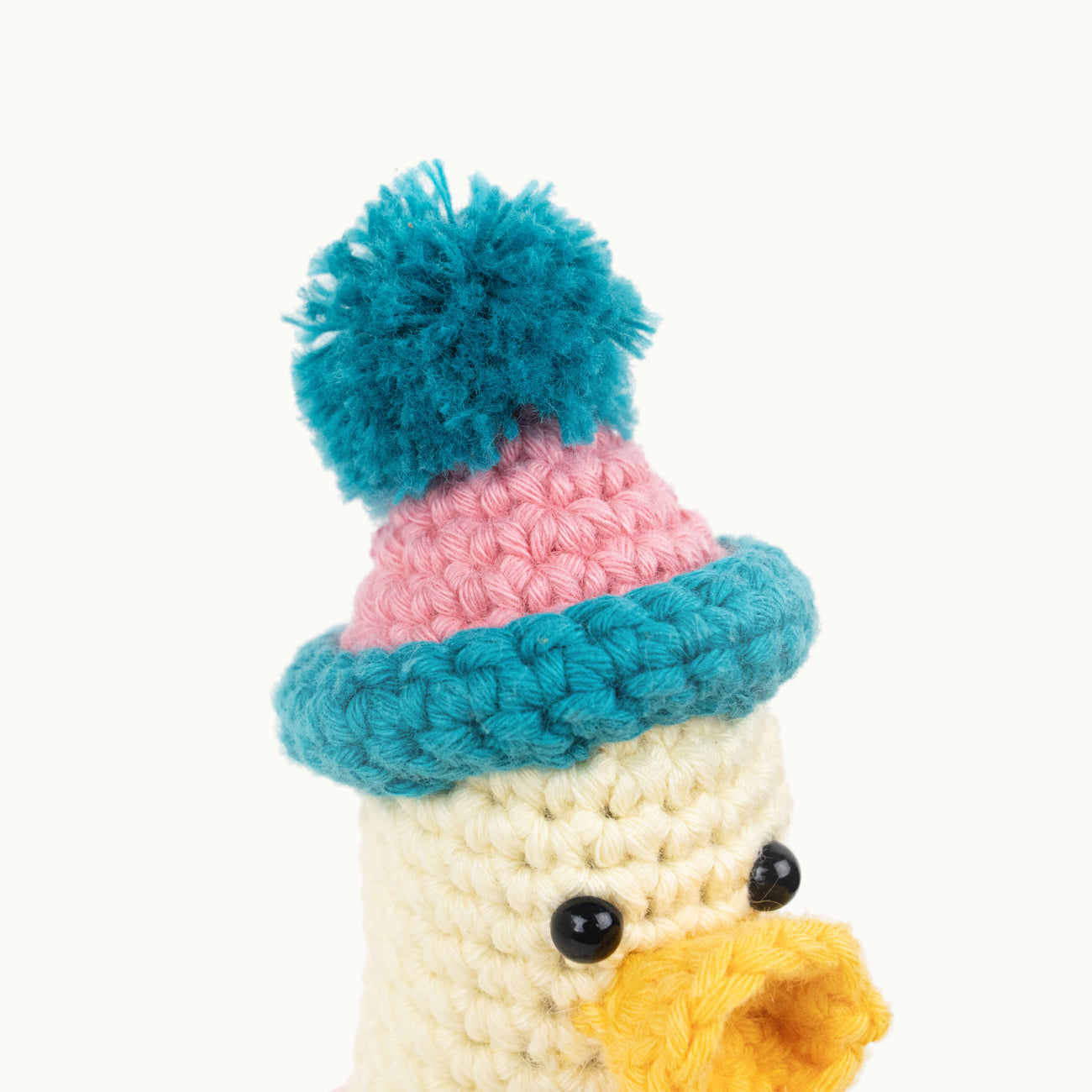 Beginner crochet duck pattern – baby amigurumi – The Loop Story / Häkelanleitung Ente für Anfänger – Baby Amigurumi – The Loop Story