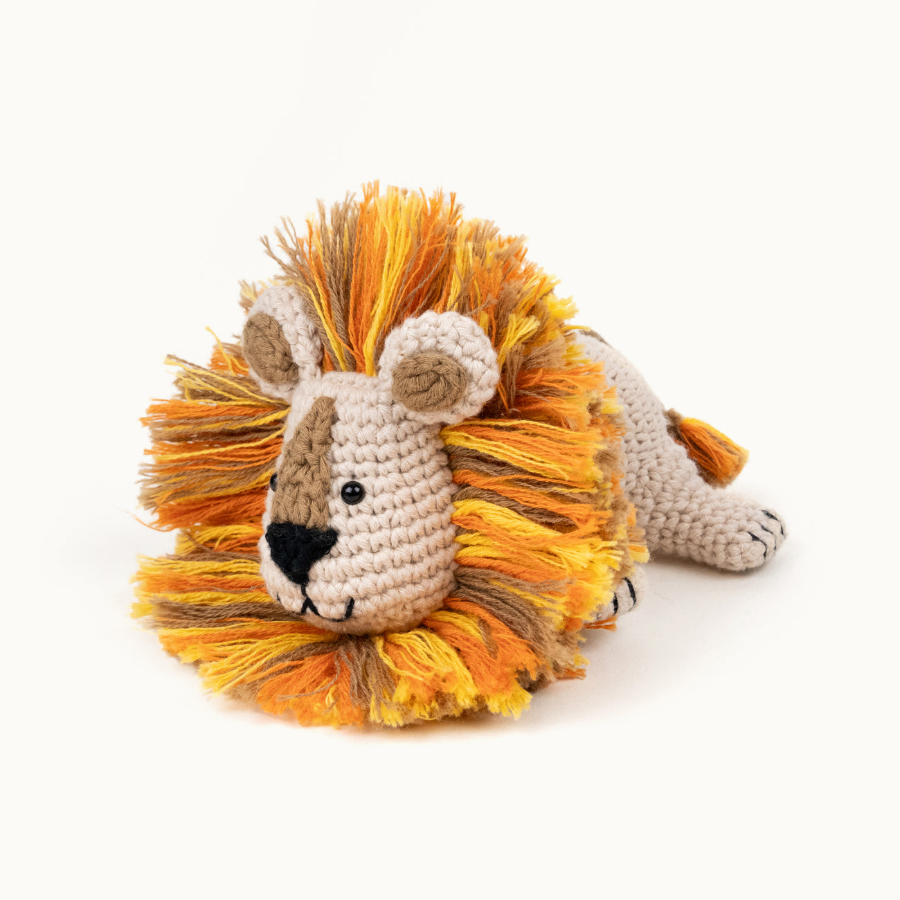 Beginner crochet lion pattern – amigurumi lion king – The Loop Story / Häkelanleitung Löwe für Anfänger – Amigurumi Löwenkönig – The Loop Story