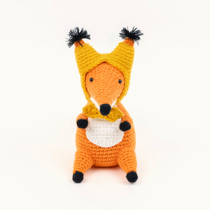 Amigurumi beginner crochet kit – hooded fox amigurumi for crocheters – The Loop Story / Häkelset für Anfänger – Fuchs mit Kapuze Amigurumi für Häkelfans – The Loop Story
